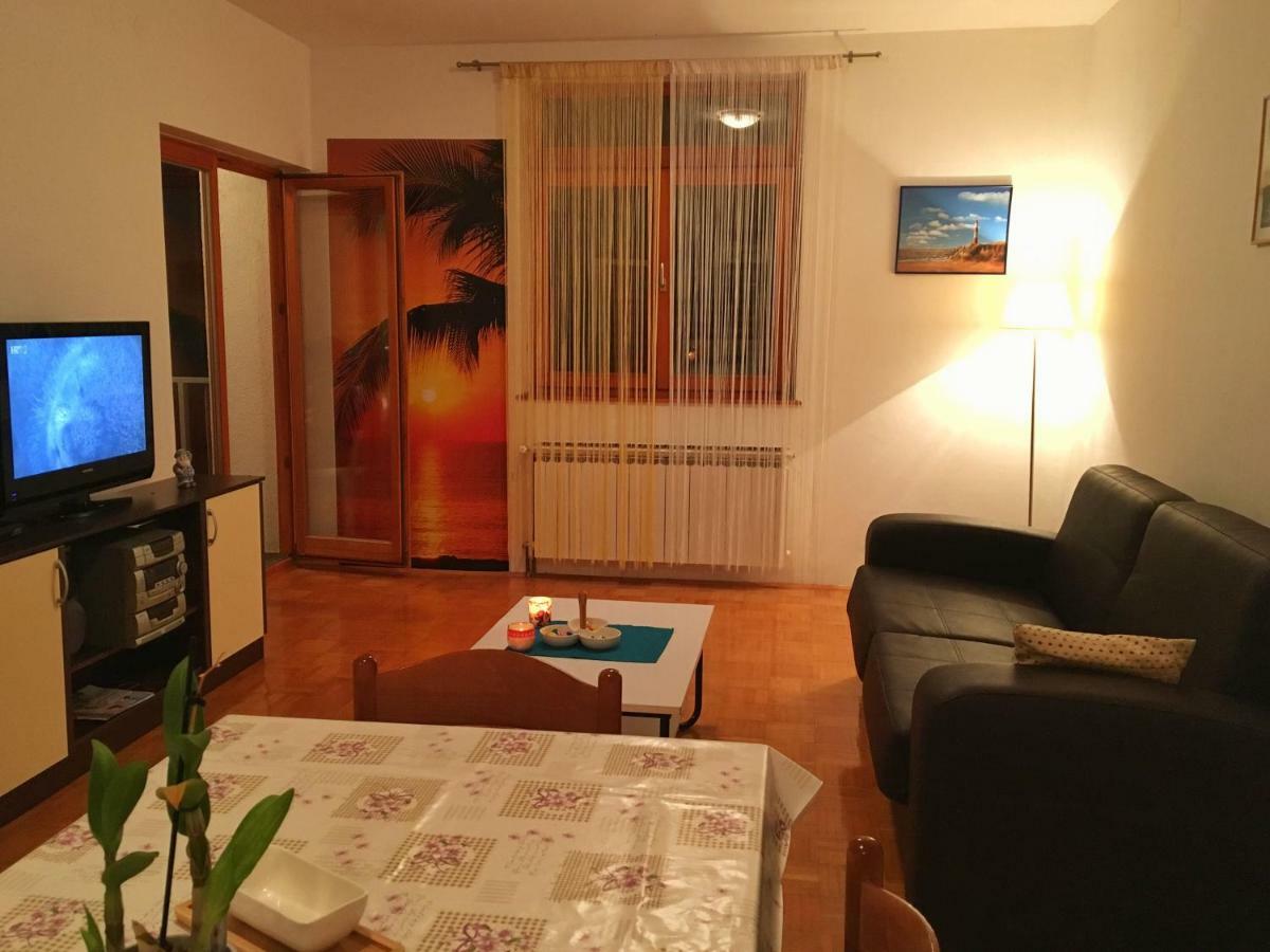 Apartman Mimoz Senj  Extérieur photo